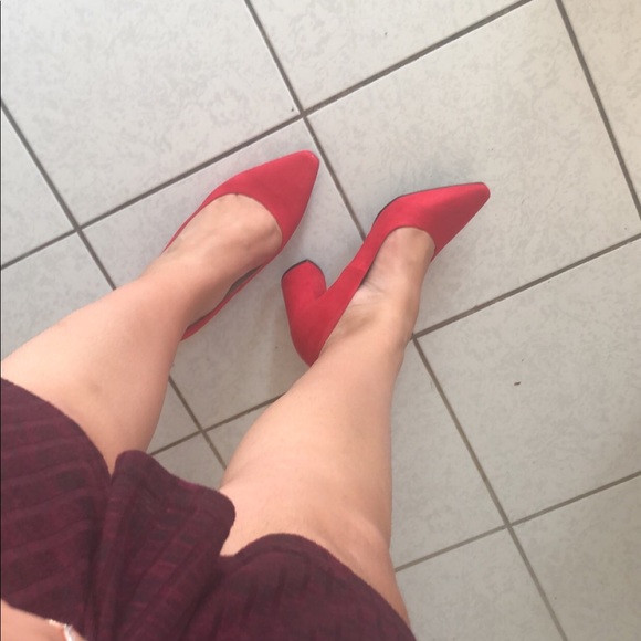 Heel shoes - Picture 3 of 3